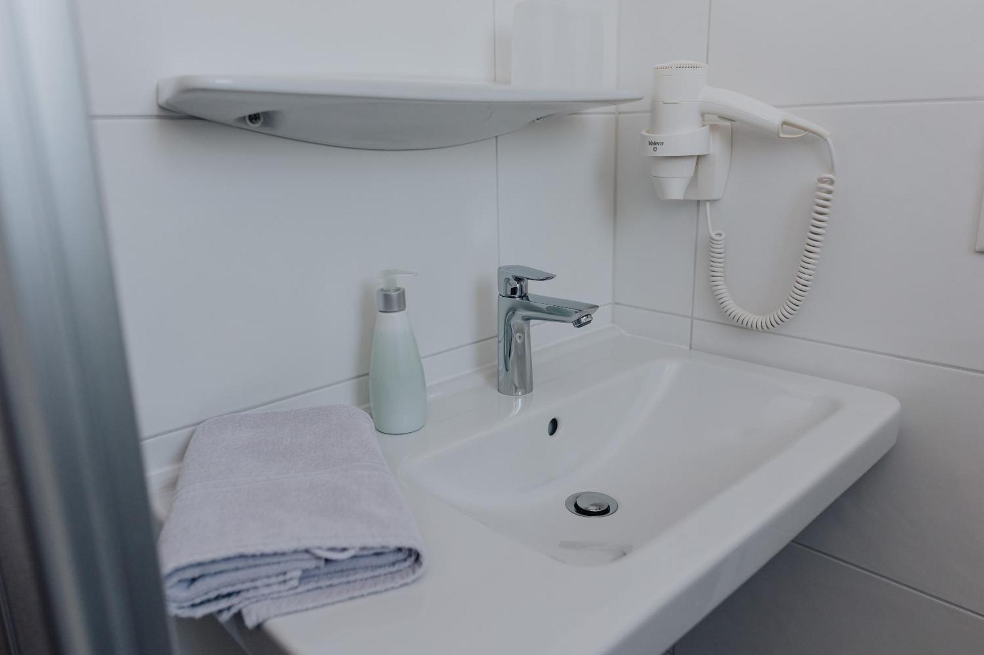 Pension Kinzl Mit E-Ladestation Offenhausen Екстер'єр фото